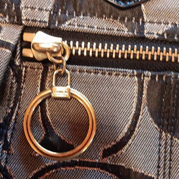 Coach Poppy Glam Large Tote. Black,  Gray and Metallic. Classic. Career. - Picture 3 of 10